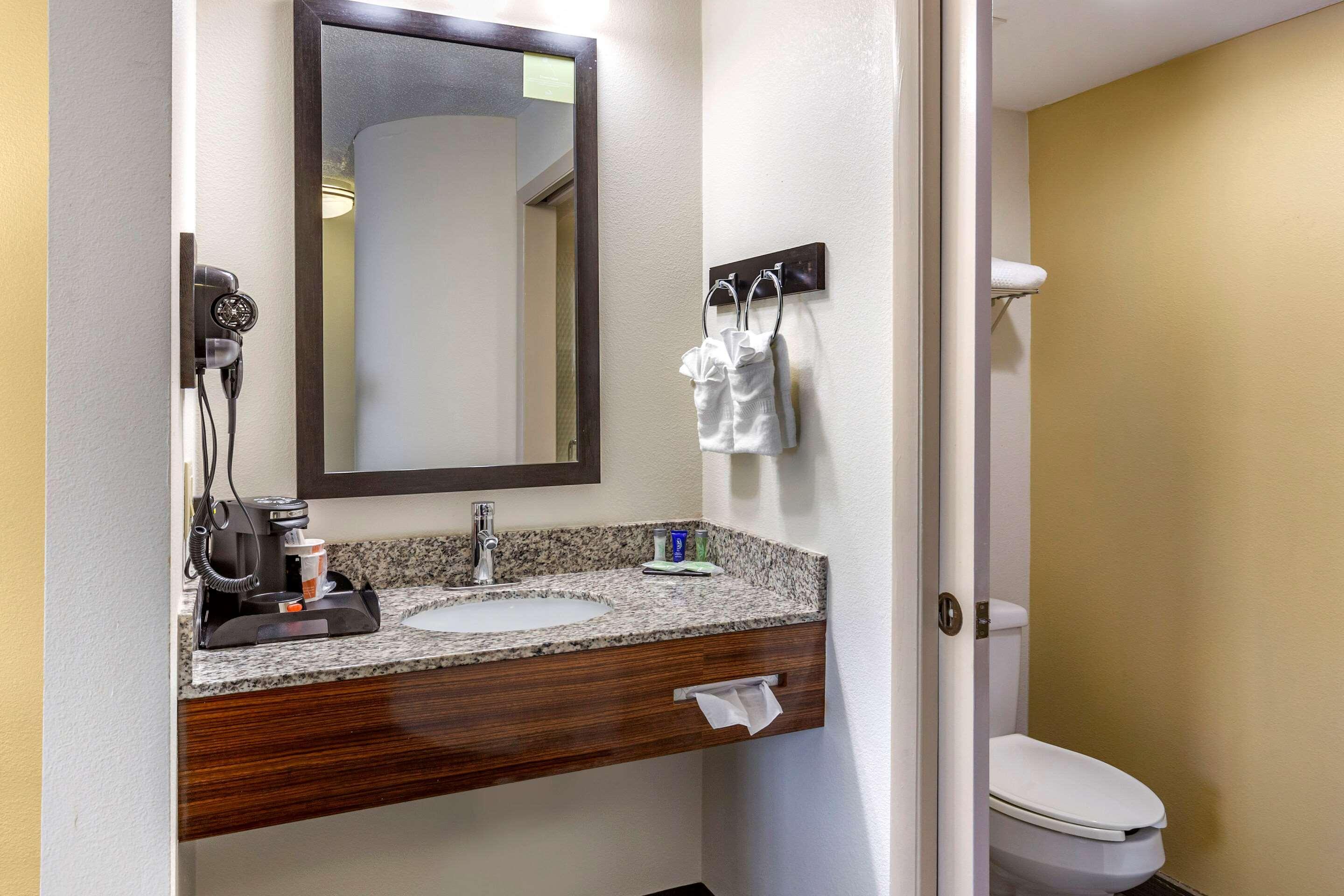 Sleep Inn Henderson I-85 Екстериор снимка