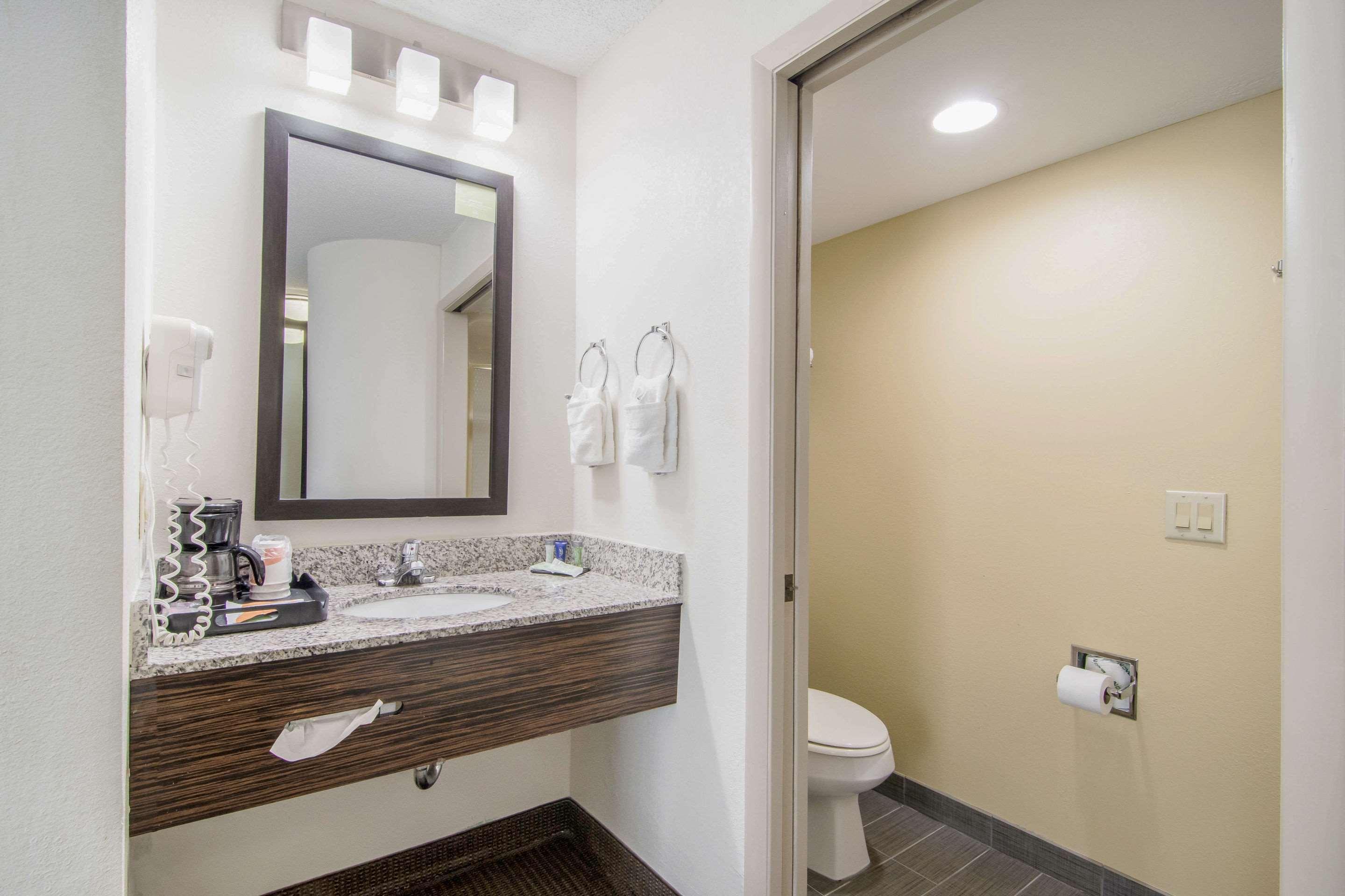 Sleep Inn Henderson I-85 Екстериор снимка